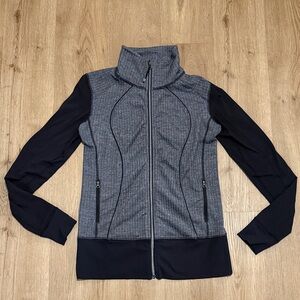 Lululemon Nice Asana Gray & Black Herringbone Zip-Up Jacket Size 8